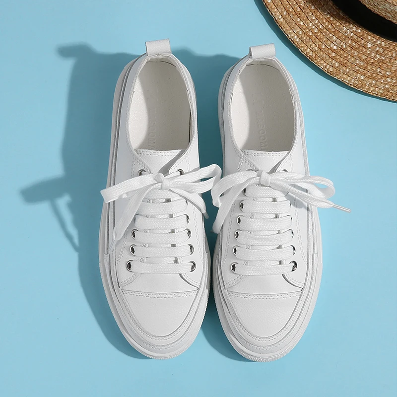 Кроссовки женские на шнуровке классические плоская подошва повседневные обувь