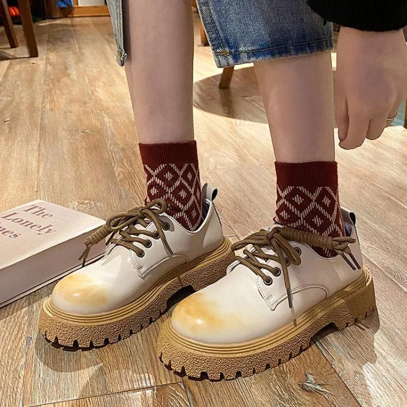 

Женские весенние туфли на плоской платформе, новые повседневные туфли на толстой подошве, топ-сайдеры на шнуровке с круглым носком, женские ...