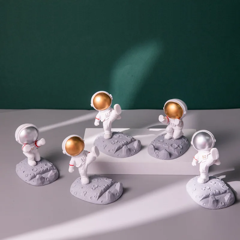 

Fashion Astronaut Figures Toys Car Decoration Accessories Figures Model Spaceman Mobile Phone Holder Astronaut Decorative Gifts