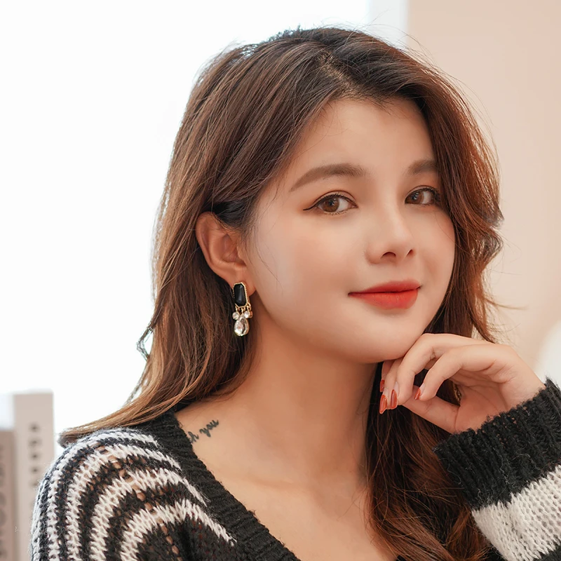 Xinwei модные черные висячие серьги основного цвета женские длинные с кристаллами
