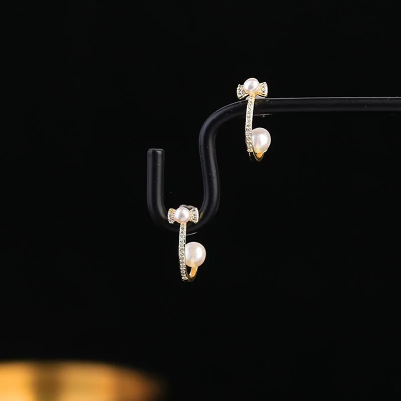 

Korean Style Earring For Women Natural Freshwater Pearls Earrings C Shaped Pendientes Ear Jewelry Gifts Solid Color Brincos