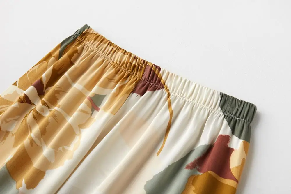 

Autumn New Satin Floral Printing Pajamas Long Sleeve Pyjamas Women V-Neck Sexy Pijama Mujer Loungewear Home Clothes DZA272