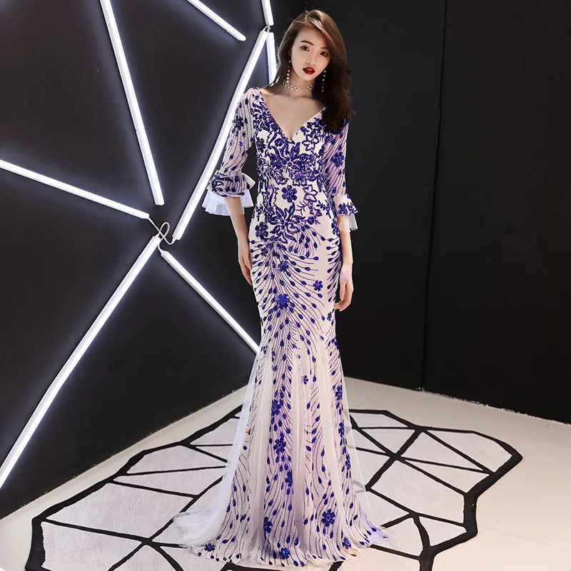 Женские вечерние платья с v образным вырезом и расклешенными рукавами модное