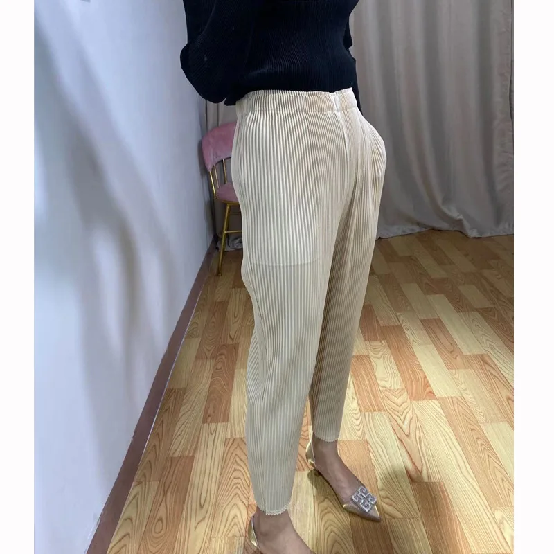Plus Size Pants For Women Autumn New Elastic Miyake pleated Thick Solid Color Casual Pencil Ankle Length | Женская одежда
