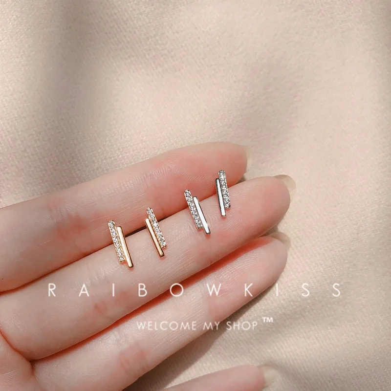 

Простые геометрические Звезды Луна Мини Маленькие животные бабочка цветок корона сердце серьги-гвоздики для женщин хрящи Helix Tragus крошечные...