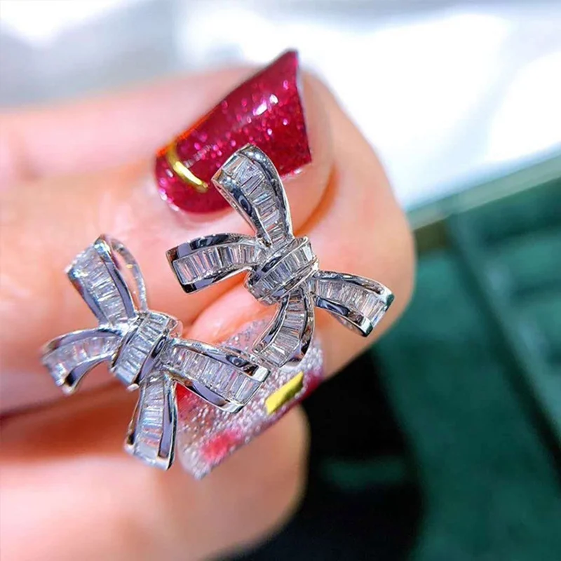 

New Temperament Fairy Bow T-shaped Earrings Shiny Crystal Zircon Earrings Simple And Generous Girl Party Accessories