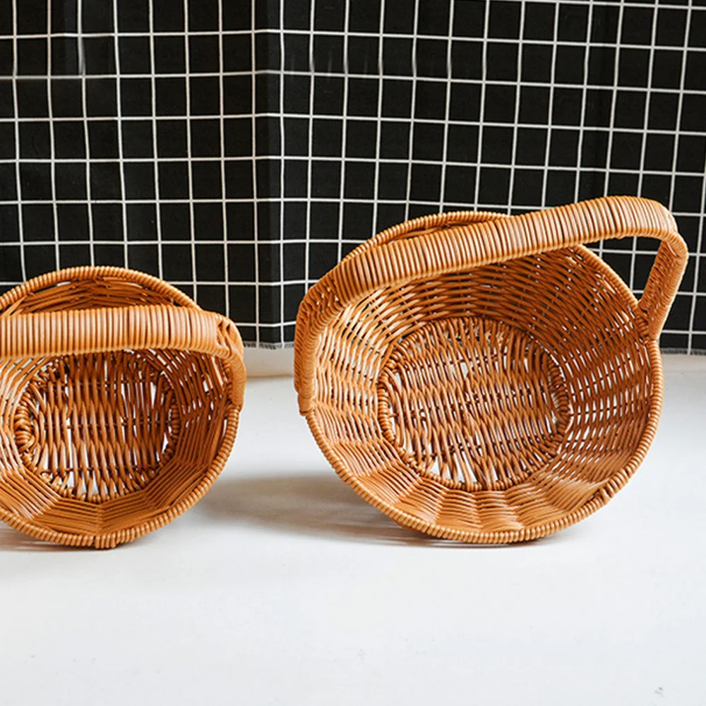 

Fake Rattan Woven Basket Fruit Candy Dry Flower Basket Hand Gift Basket (Small)