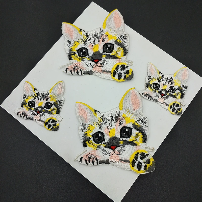 

1 Set Fashion Cute Cat Embroidery Patch Iron On For Clothing Applique Jacket Hat Jeans Sticker DIY Decoration Accessories Badge