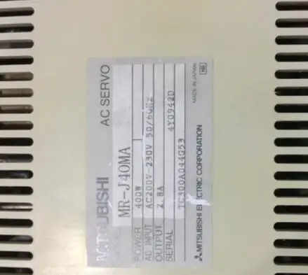 Фонарь сервопривода используется в хорошем состоянии. 80% новый внешний вид