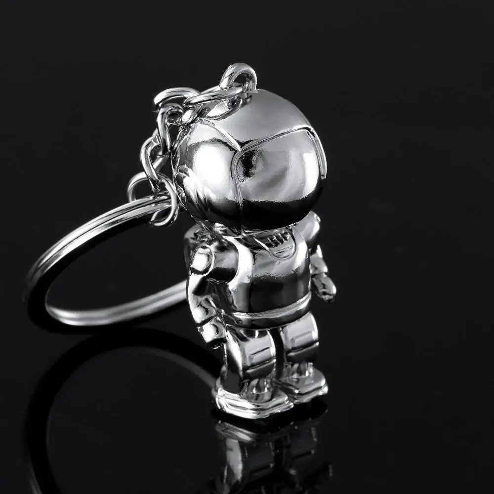 

metal 3D astronaut shape keychain handmade alloy key ring car keyring gift for man friend Key Chain Porte Clef Accessories 2020