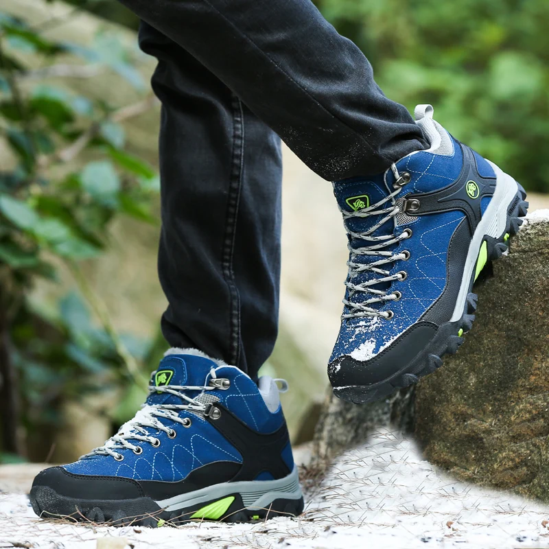 Winter Warm Plush Hiking Boots Men Outdoor Professional Trekking Boots Men High Fur Shoes for Hunting Climbing botas senderismo