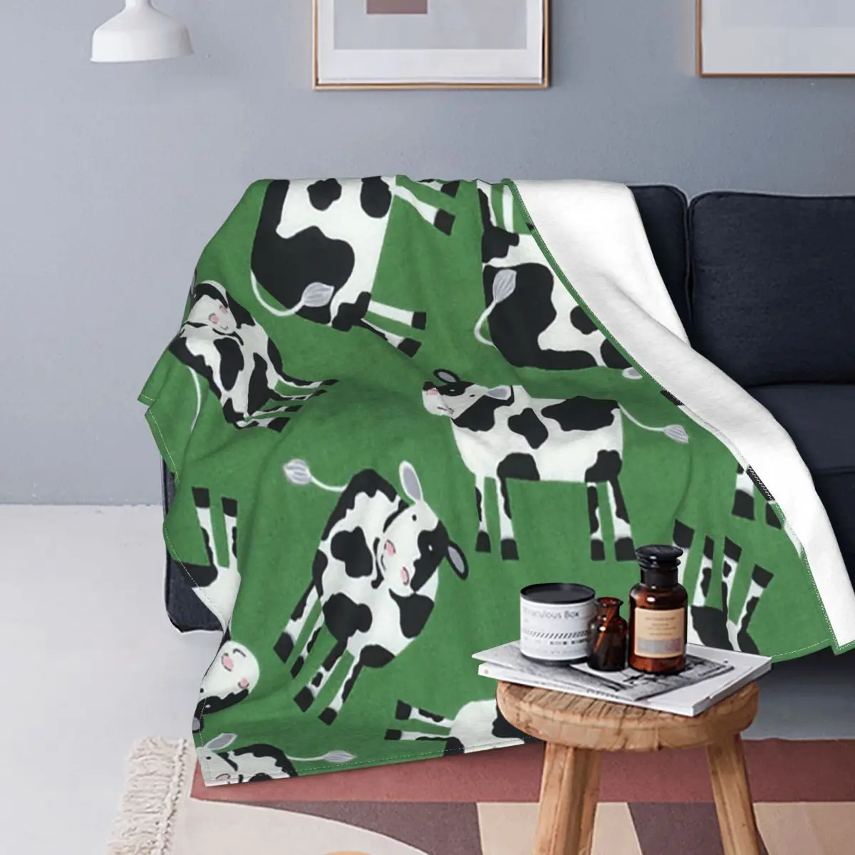 

Cow Blankets Velvet Summer Cute Black And White Breathable Warm Throw Blanket for Sofa Couch Quilt