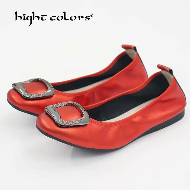 Женская обувь балетки на плоской подошве с пряжкой лоферы из лакированной кожи