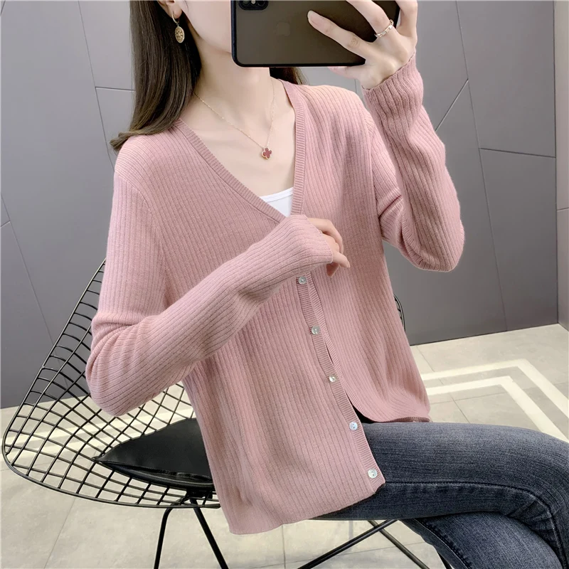 

Однотонный тонкий вязаный кардиган 20831 real shot с V-образным вырезом