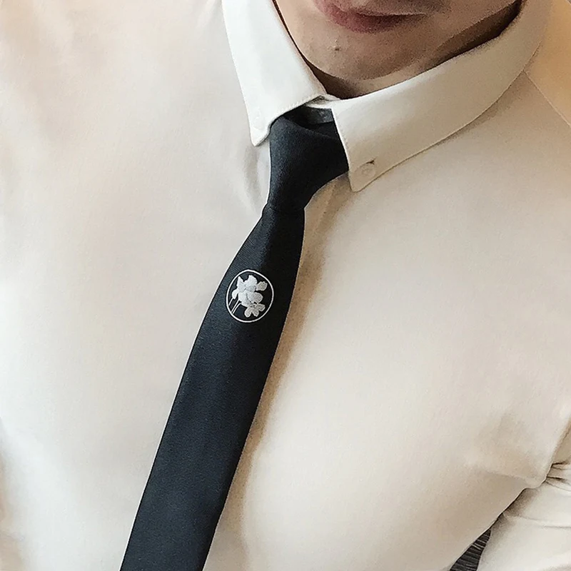 

Men's tie Gifts for men British style Exquisite Life Ultra narrow Embroidery Tie Men's Accessories Office Casual Men's Tie