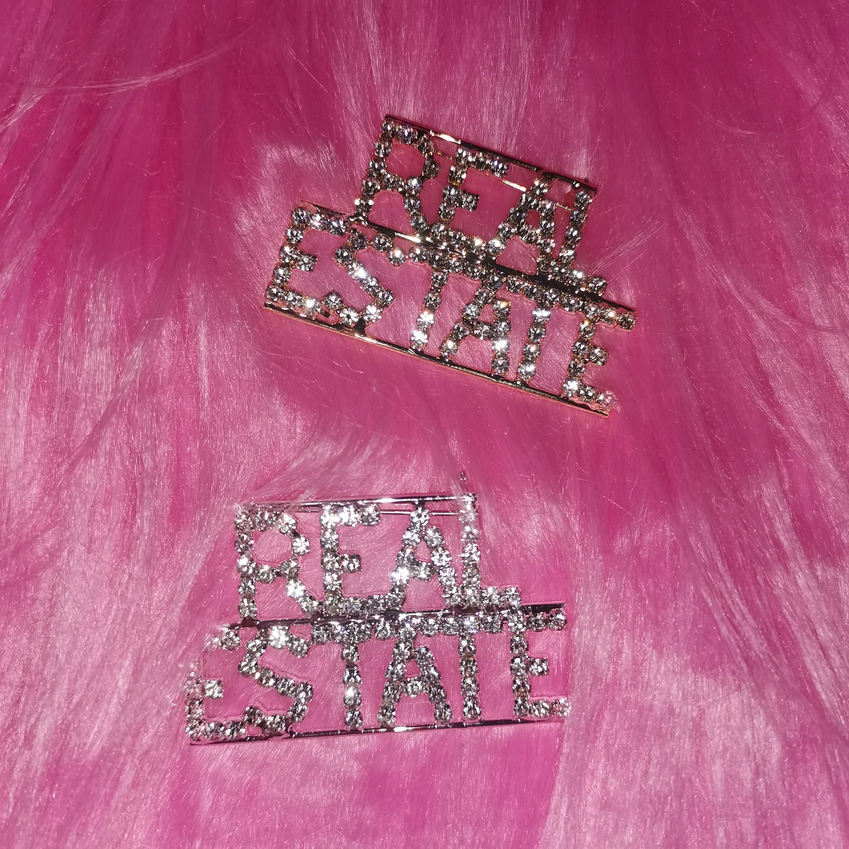 Брошь на лацкан с кристаллами в тематике грандиозных профессий булавка надписью