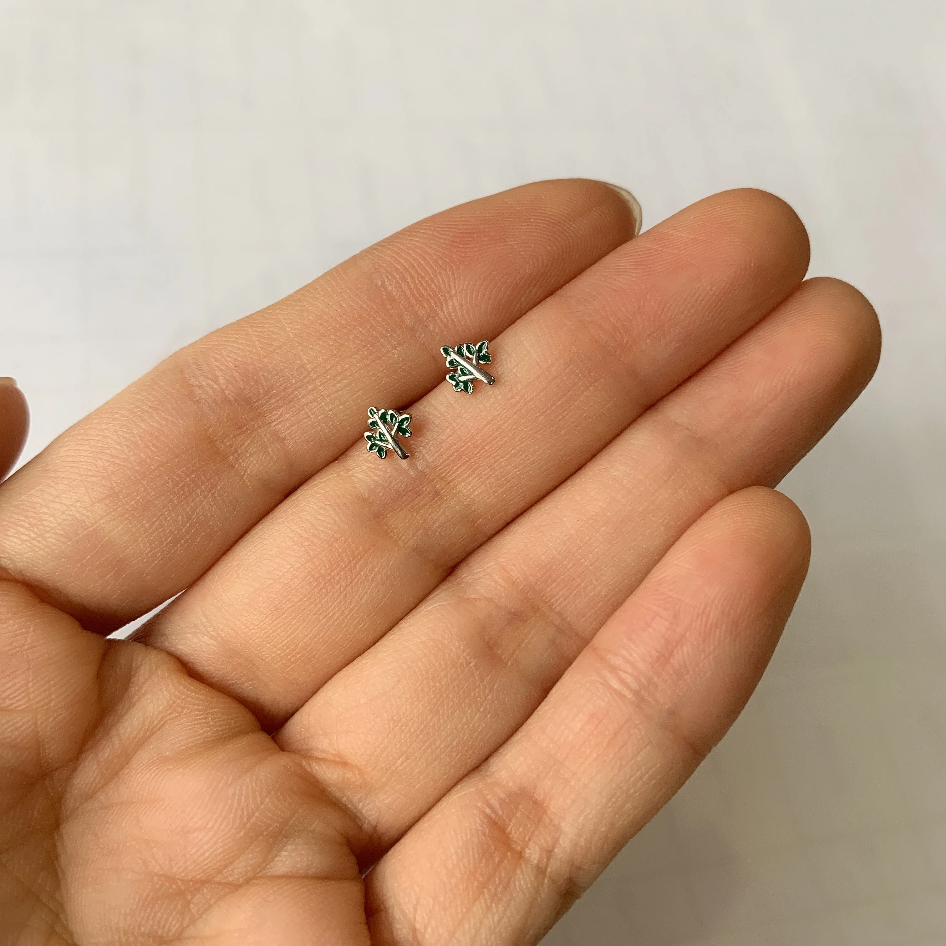 S92-5 женские серьги-гвоздики из цельного стерлингового серебра A1211 |