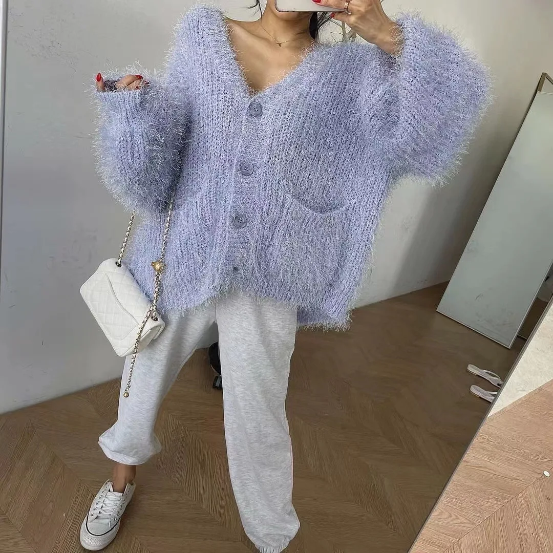 

South Korea dongdamen new loose and lazy style, wearing a pop sweater cardigan coat