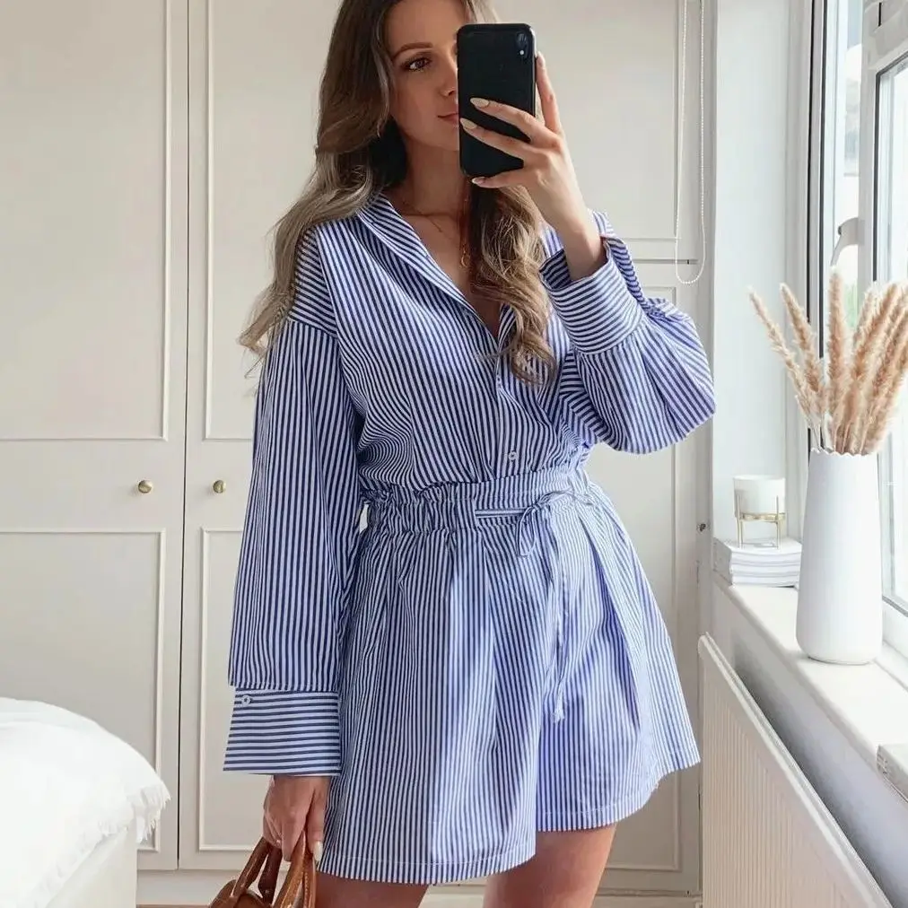 

JUNWU Summer Women's Blue Vertical Stripes Lapel Single Row Library Loose Top Shrink Waist Loose Shorts Suit Casual British
