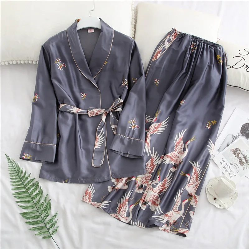 Women Summer Faux Silk Sleepwear Retro Print Pajamas Elegant Pajama Set Shorts Autumn Nice Pijama Homewear Nightgown