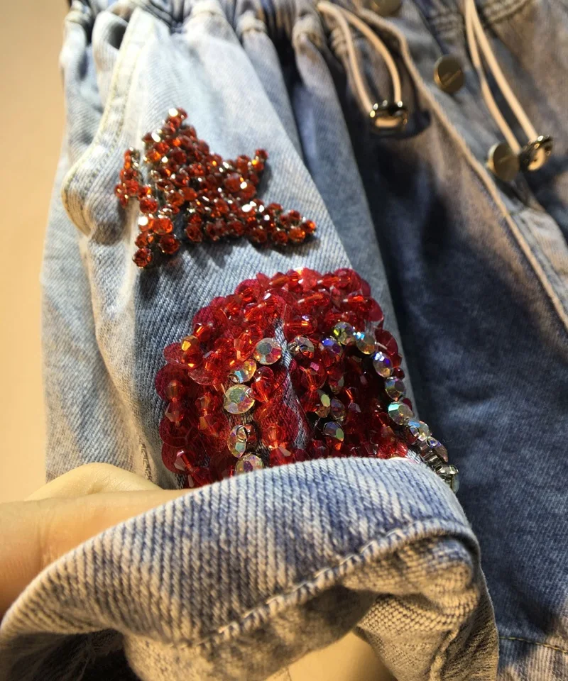 

2021 Summer European New Beaded Sequins Cartoon Pattern High Waist Loose and Slimming Wide-Leg Denim Shorts Female