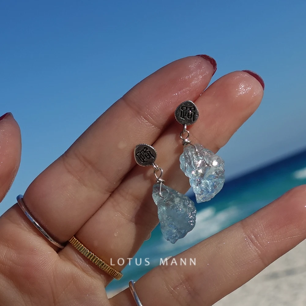 

Lotus Mann Wild Fun Signature Aquamarine Original Free Style Ocean Pendant Earrings