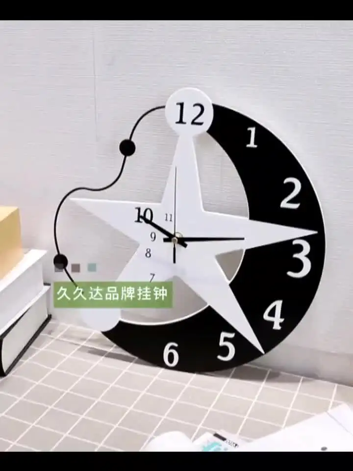 

Cartoon creative wall clock watch fashion simple wooden clock children's room decoration electronic quartz clock hot sale
