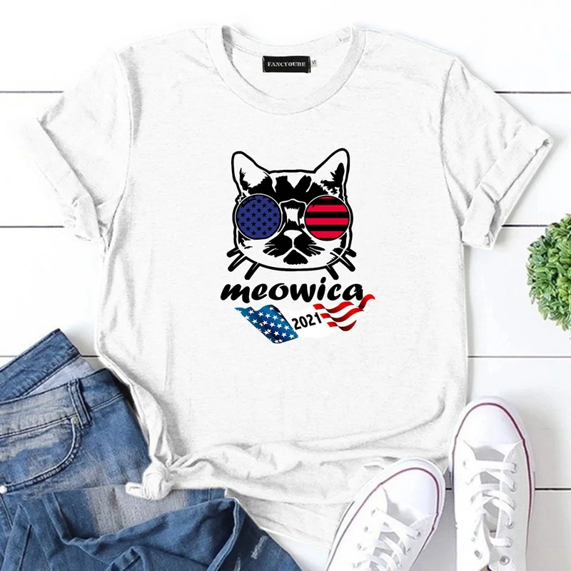 

Meowica American Flag Cat Fourth of July Women's T-Shirt Funny Cat Shirts Round Neck Short Sleeve Casual Tee Shirt Female Tops