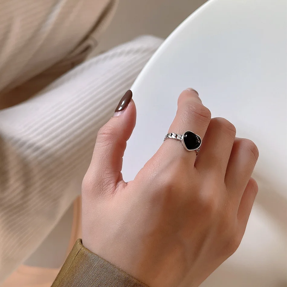 Кольцо из натурального черного оникса ручной работы из стерлингового серебра S925 для женщин с сердцевиной агата, ювелирные украшения роскошного качества для свадебных и годовщинных подарков.