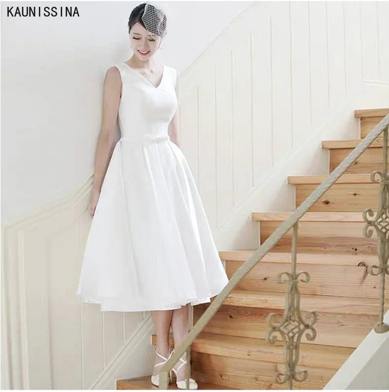 

KAUNISSINA Short Simple Wedding Gown for Bride V-Neck Sleeveless A-Line Bridal Dress Women White Beach Marriage Vestido De Novia