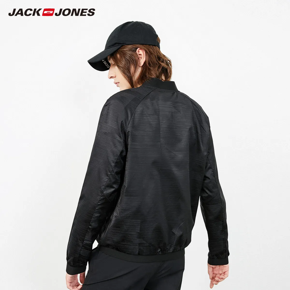 Мужская бейсбольная куртка Jack Jones однотонная короткая для отдыха | 218321517 одежда