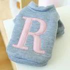 Тедди Одежда для собак новая зимняя одежда товары для домашних животных Одежда для кошек весна и осень оптовая продажа J флисовый свитер с буквенным принтом