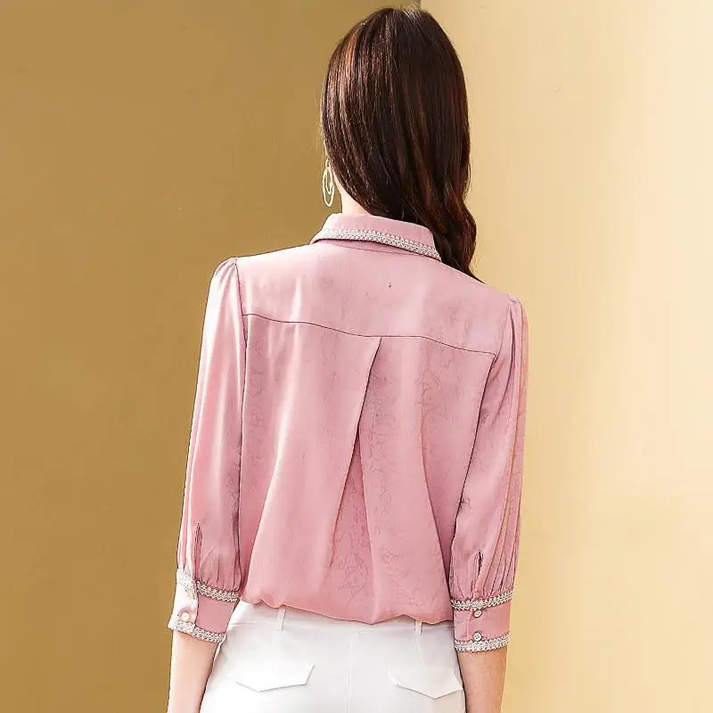 

Women's blouses 2021 new trendy spring show thin, small fragrance, age-reducing temperament, seven-point sleeve shirt women