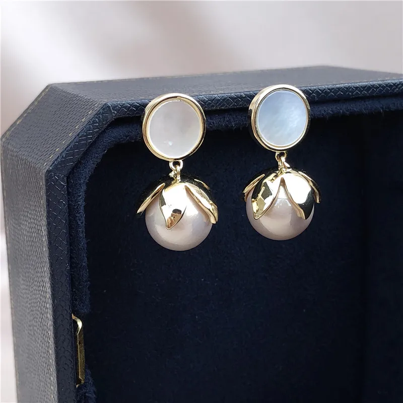 Серьги в виде сетки с красным жемчугом|Серьги-подвески| |