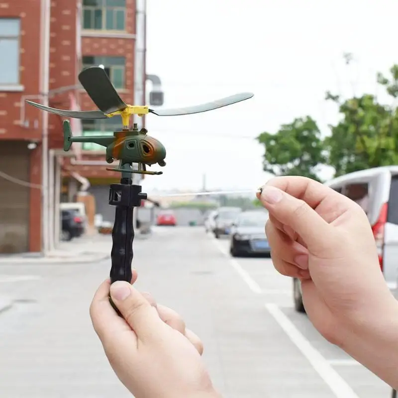 Модель летательного аппарата вертолет с ручкой самолёт для игр на открытом