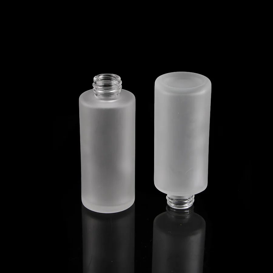Матовая прозрачная стеклянная бутылка для косметики 50 шт. мл с дозатором пресса