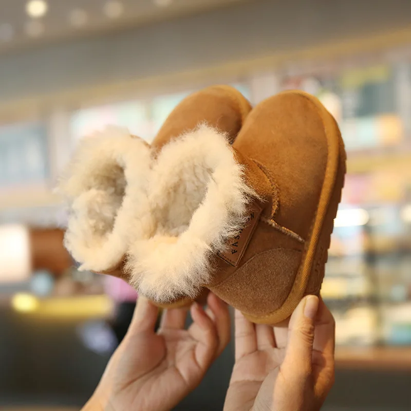 Детские кожаные ботинки модные и удобные теплые для мальчиков девочек детские