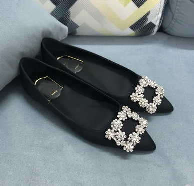 black clear crystal Женская шелковая обувь на плоской подошве с острым носком; Mujer; Роскошная разноцветная обувь с кристаллами для невесты; Свадебная обувь для вечеринки; модная обувь с широкими ногами; 44 34 - Цвет: black clear crystal