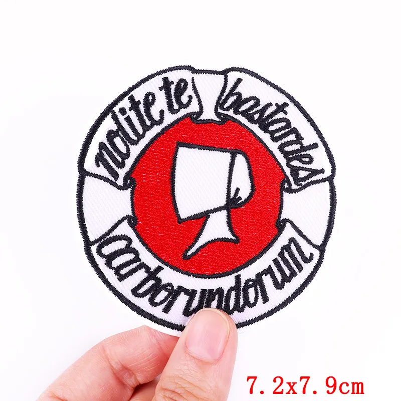 Термоклейкие нашивки в полоску с надписью Hippie | Дом и сад