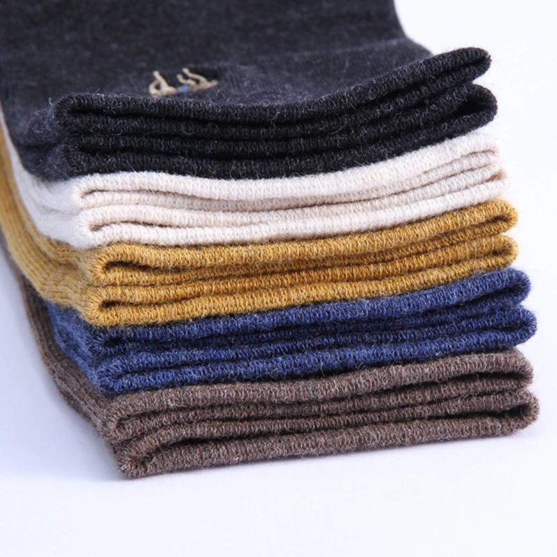 2020 новые осенние повседневные Модные мужские однотонные хлопковые Дышащие носки