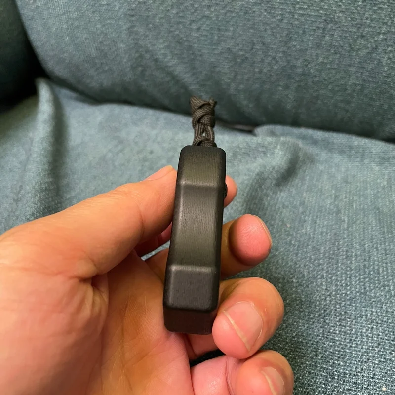 Improved Non-Metallic G10 Brass Knuckle Keychain Pendant Men's Buckle Key Ornament Key enlarge