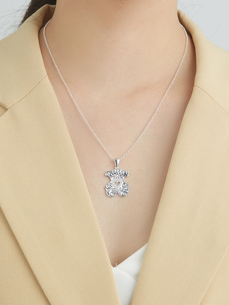 

ZEMIOR Copper Necklace For Women Cute Animal Small Bear Inlay Cubic Zirconia Pendent Necklace Two Color Choose Fashion Jewelry