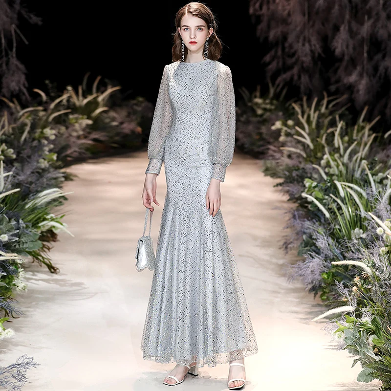 

Винтажное вечернее платье с юбкой годе, круглым вырезом и длинными рукавами