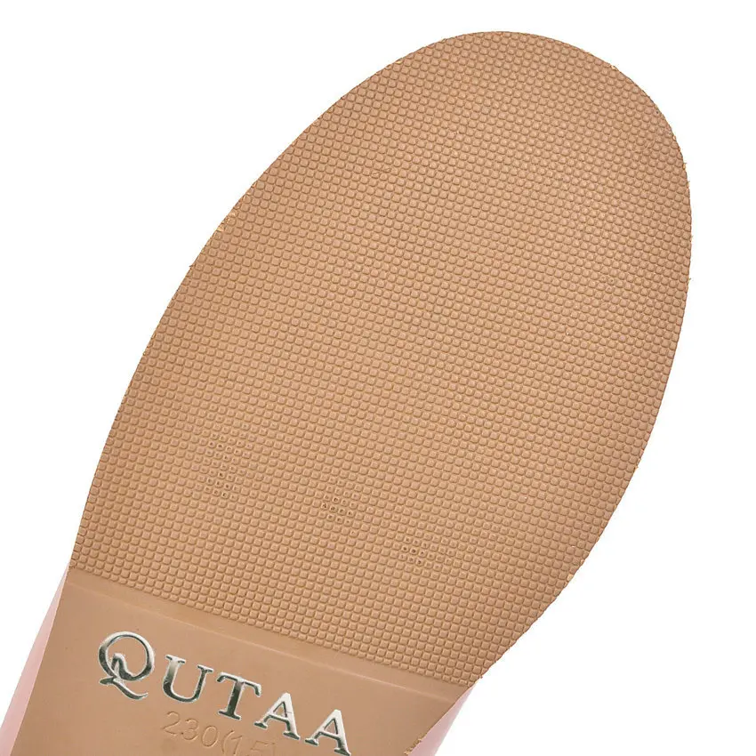 QUTAA/ г. Милые женские туфли-лодочки на платформе с пряжкой из искусственной кожи с бантиком-бабочкой Демисезонные женские туфли с круглым носком на среднем каблуке Size34-43
