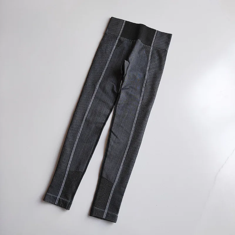 

NOIRMOV Woman Seamless Leggings Fitness Push Up High Waist Legging Femme Slim Elastic Stripe Leggings Workout Female Casual