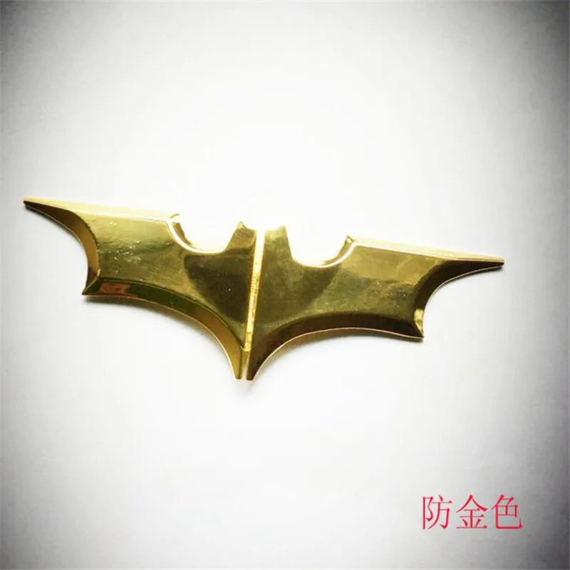 

Outdoor portable EDC pocket tool. Bat banknote clip, stainless steel metal wallet. Emergency survival tool