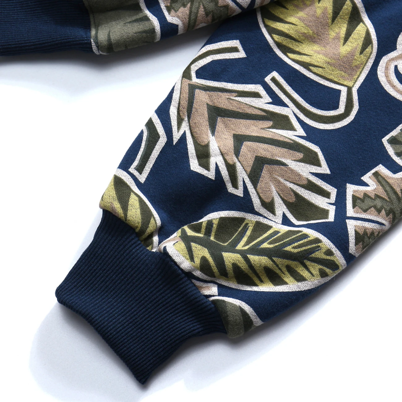 

Leaf Print Hip Hop Hoodie Sweatshirt Streetwear Fleece Pullover Autumn Cotton Hooded Sweatshirt Harajuku Hoodie Top