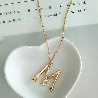 26 буквенная вешалка ketting gouden hamer metaal A-Z eerste minimalistische mode вешалка Twist ketting sieraden