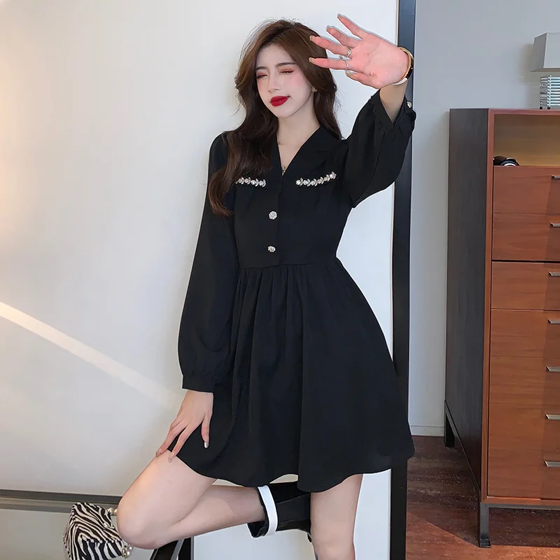 

Маленькое черное платье в гонконгском ретро-стиле, осенняя Новинка, дизайнерский соблазнительный костюм с воротником-поло, женское платье