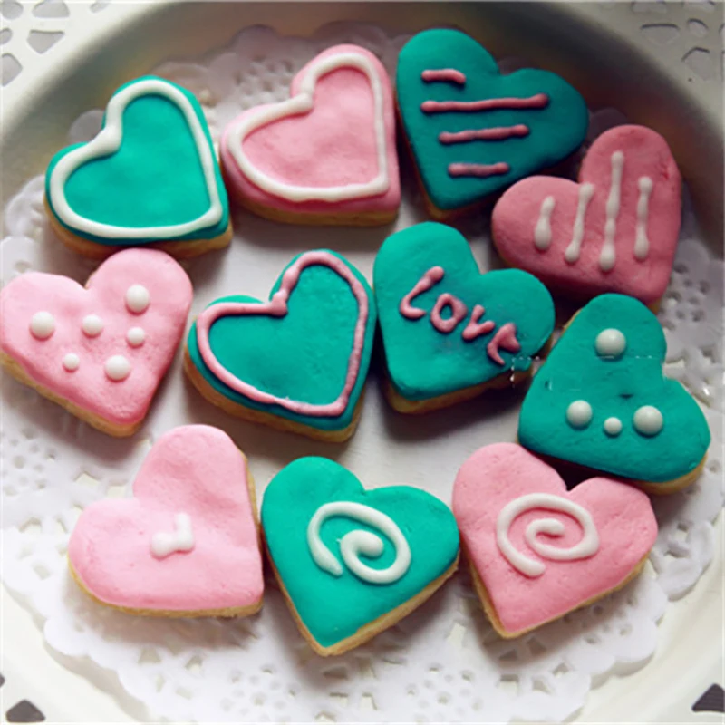 4 шт. Пластик сердце Форма печенья резаки инструменты для украшения тортов из